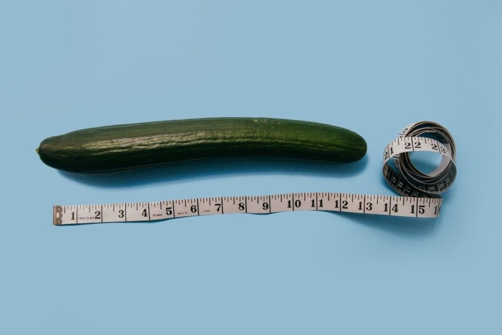 Meranie veľkosti penisu pomocou príkladu uhorky